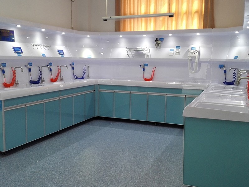 5ec89256573d3.jpg